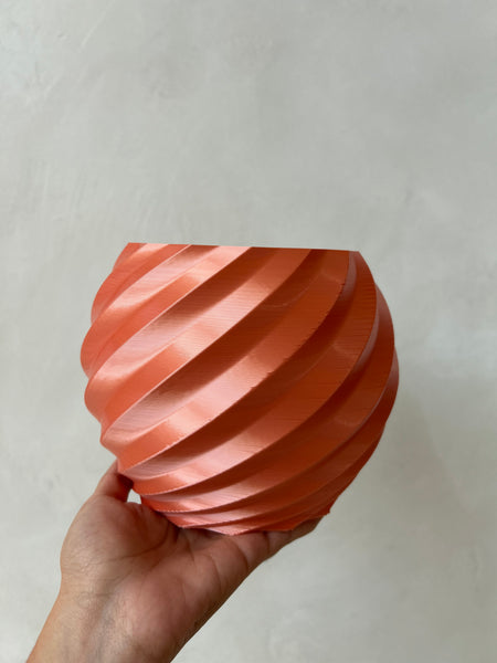 WATRIC - Peach Spiral Planter (different sizes available)