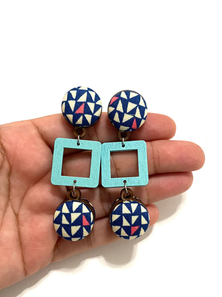 BOTÓN DE AZÚCAR- VENTANA EARRINGS- LARGE- TRIANGULAR BLUE