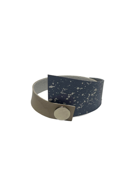 INÉDITO- Medium Sleeve Bracelet- Colonial Blue Painted and Sanibel Bisque