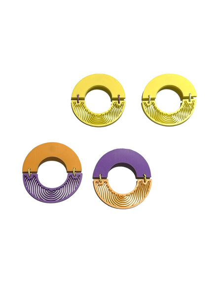 MENEO- Wavy Circle Earrings